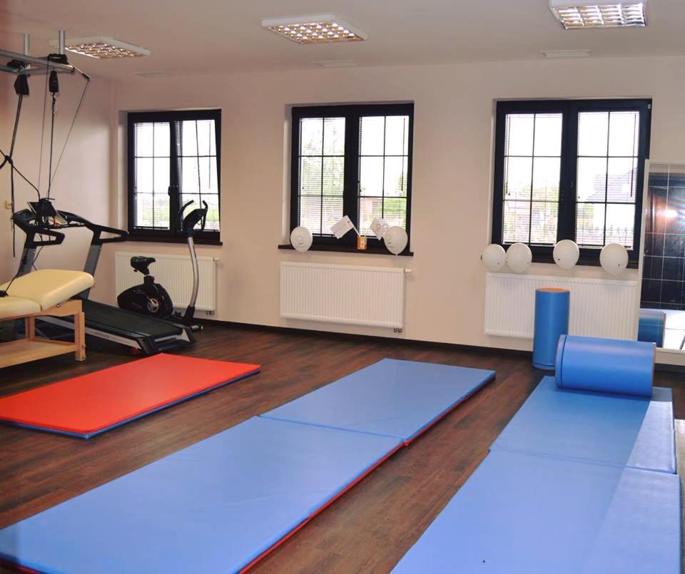 Osrodek Bialy Lew Bed & Breakfast Wojciechow  Bagian luar foto