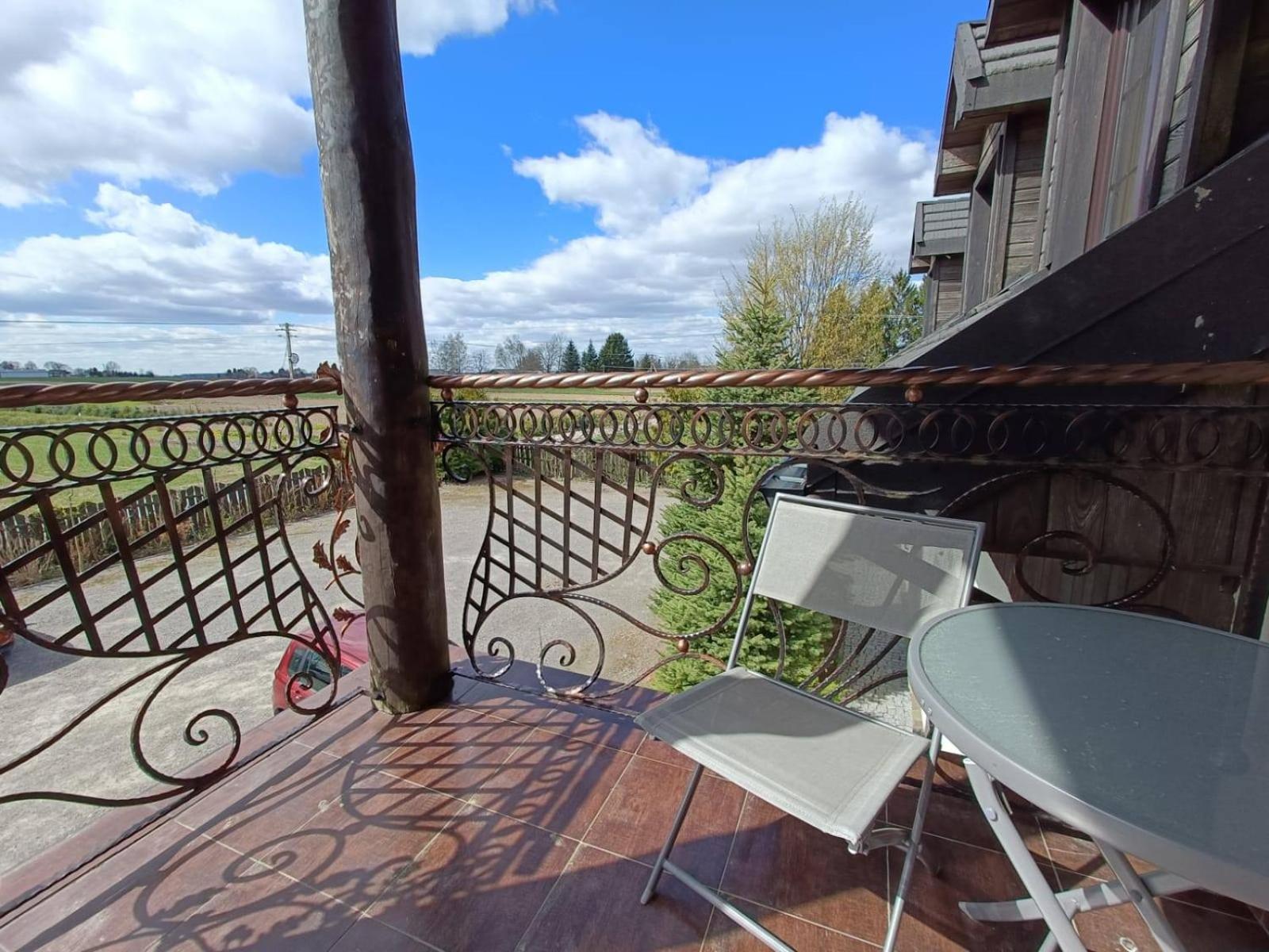 Osrodek Bialy Lew Bed & Breakfast Wojciechow  Bagian luar foto