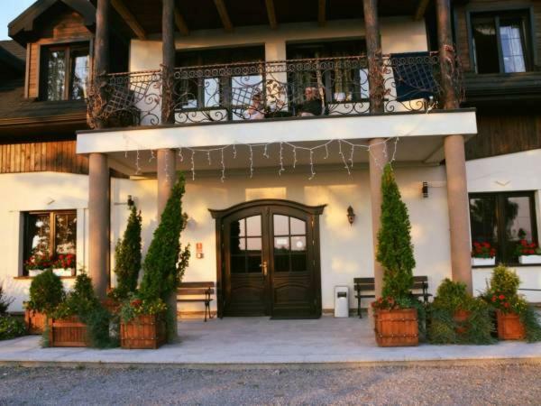 Osrodek Bialy Lew Bed & Breakfast Wojciechow  Bagian luar foto